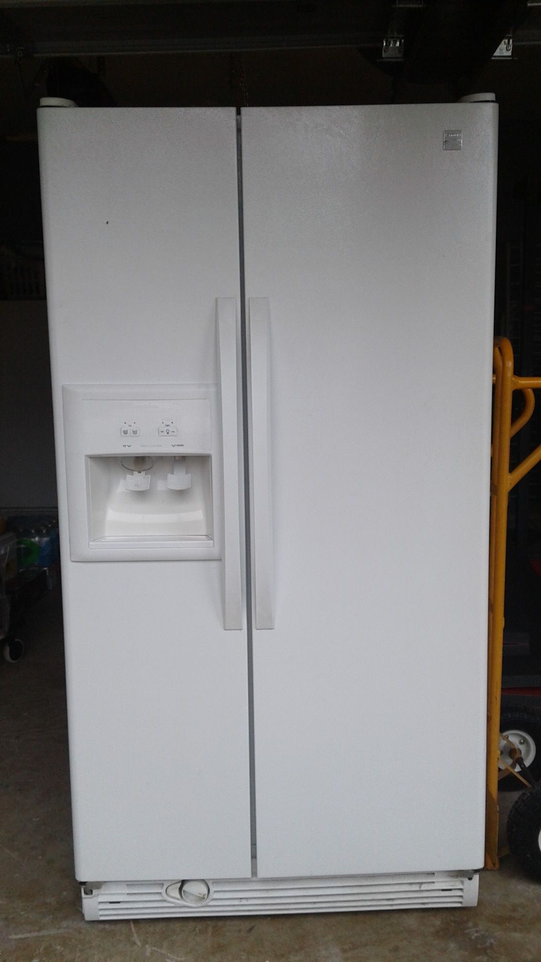 Kenmore Side by Side Refrigerator, Model#106.51102110, Serial#HR14369767, Runs Great, Ice Maker Works