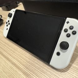 Nintendo Switch Oled and Pro Controller