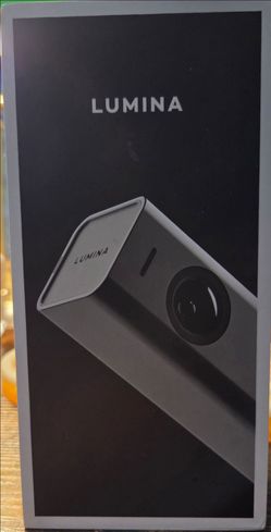 Lumina Smart webcam