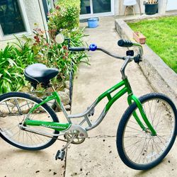 Adult Size Classic Schwinn Beach Cruiser