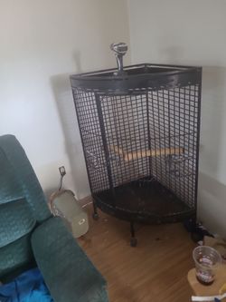 ROD IRON CORNER CAGE