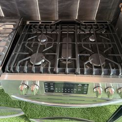 Stove Frigidaire 30”