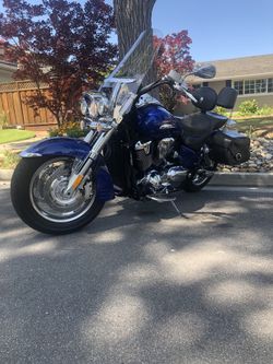 04 Honda VTX1800r Blue