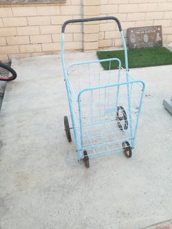 Market Roll Car