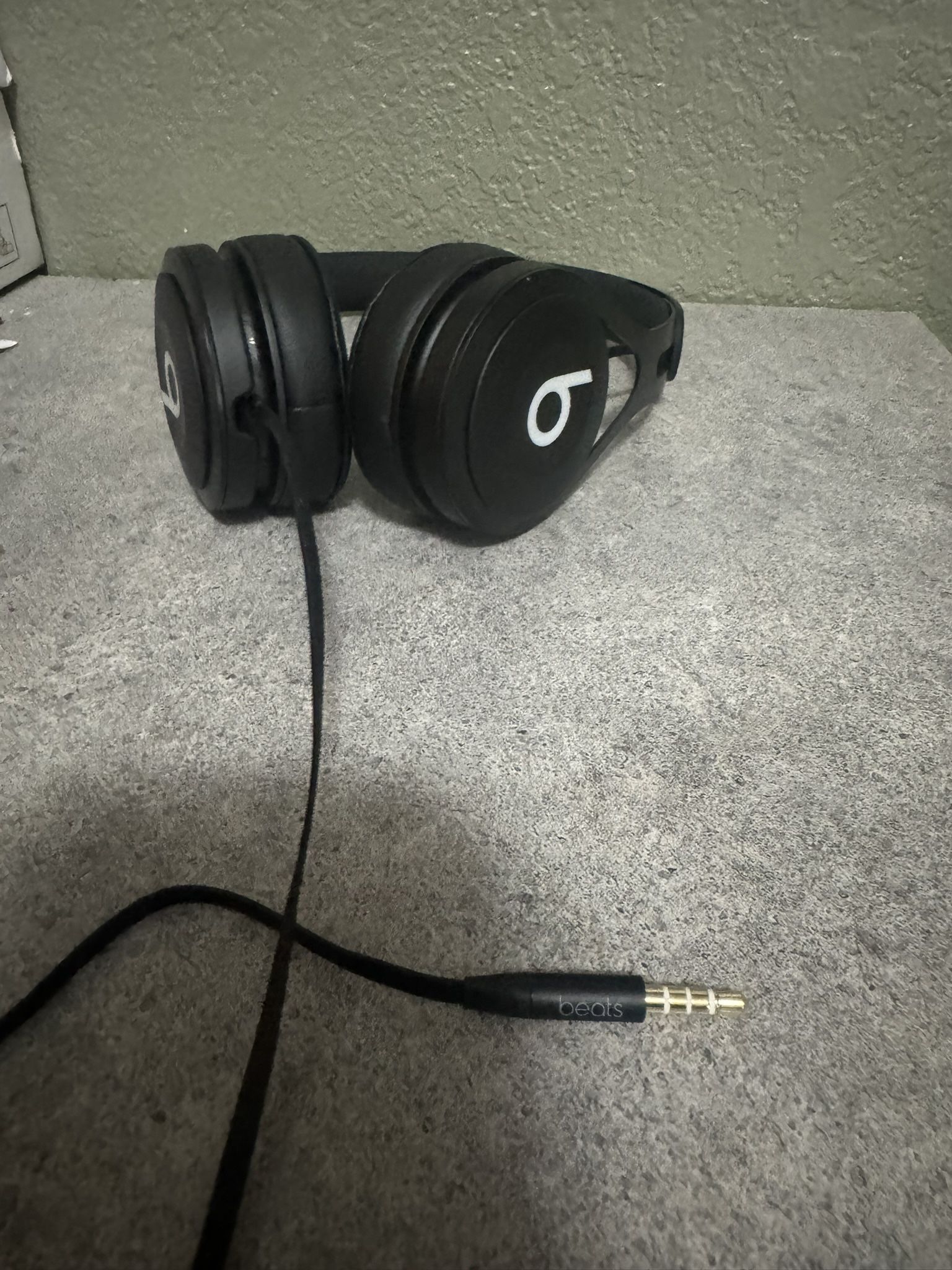 Beats Headphones Black