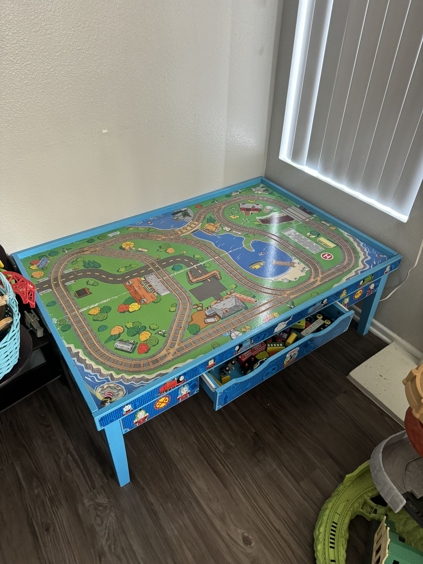 Thomas And Friends Wooden Train Track Table 