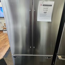 27 cu. ft. Smart Counter Depth MAX French Door Refrigerator with Internal Water Dispenser