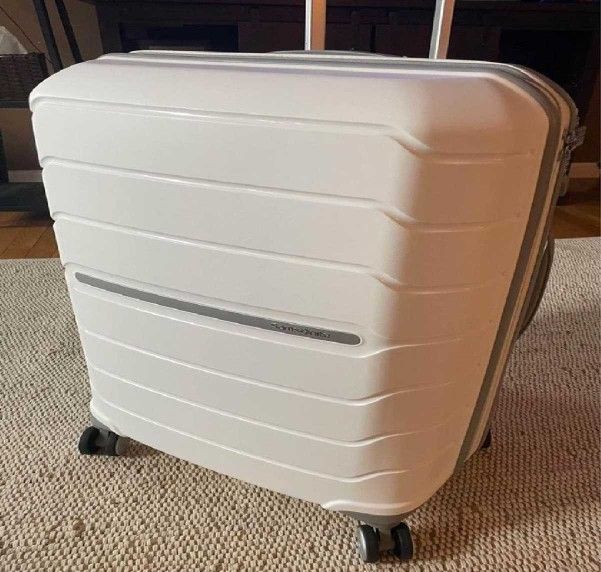 reality commercial Travel Companion Cases - Reliable Journey Partners