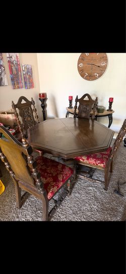 Kitchen table