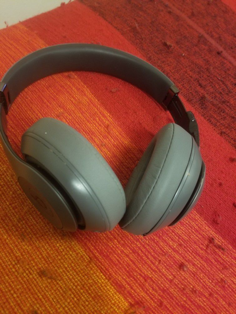 Beats Wireless Headphones AS IS