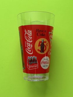 4 Coca-Cola 22oz Cups