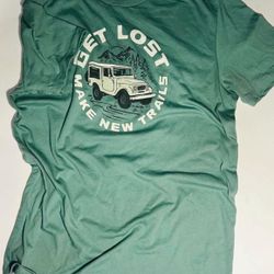 small Old Navy green tshirt