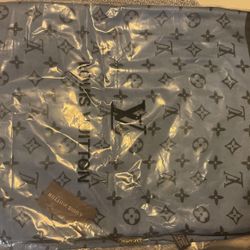 New Louis Vuitton Scarf 