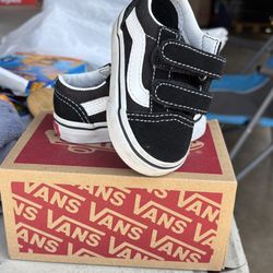 Vans Toddler Size: 4
