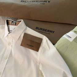 Burberry Button UP