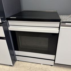 Samsung Bespoke Electric Range 