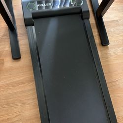Walking treadmill standing desk