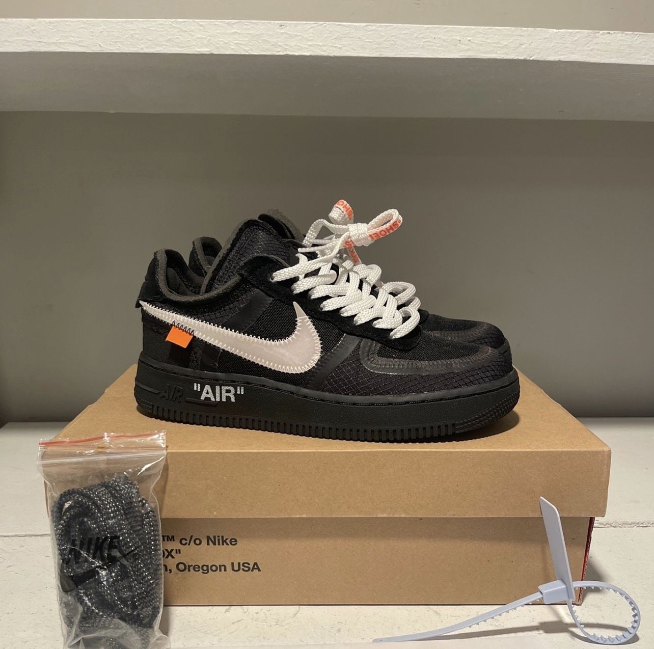 Nike Air Force 1 Low X OFF WHITE Black 2018 AO4606 001 USED