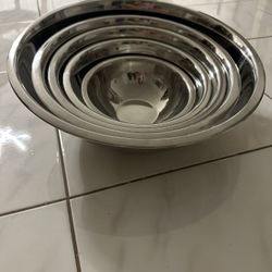 Mixing bowls Set of 5, 1.5Qt, 3Qt, 5Qt, 8Qt & 13Qt