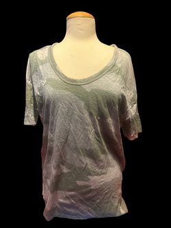 Women's Short Sleeve Scoop Neck T-Shirt