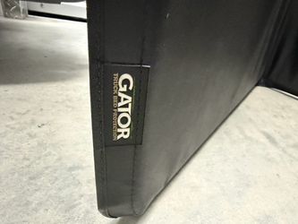 Gator tri fold pickup bed cover