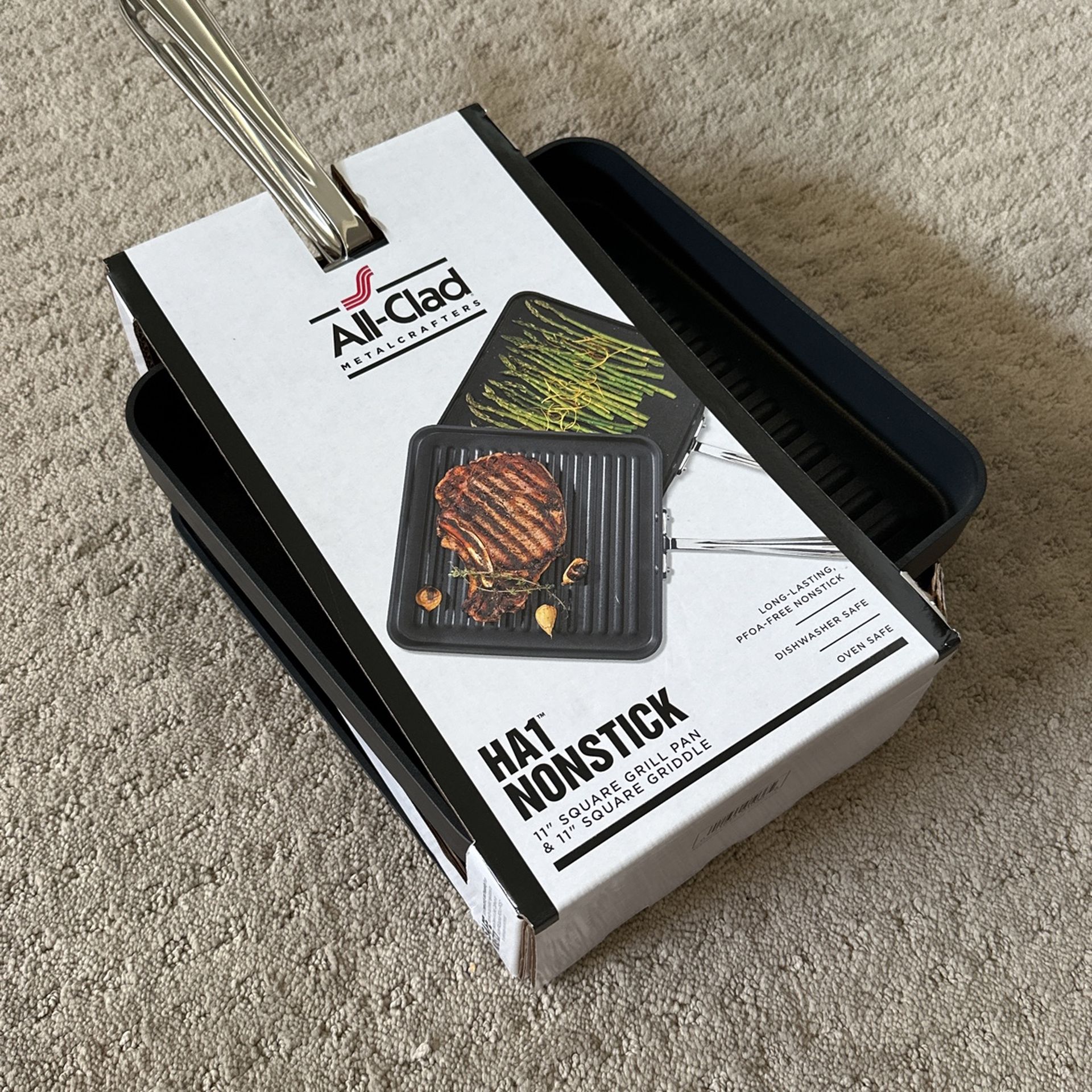 ALL-CLAD HA1 NONSTICK 11” GRILL PAN &11”square griddle
