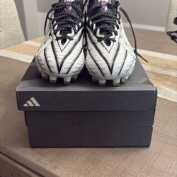 Football Shoes Size 7