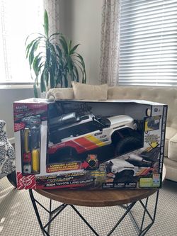 Land Cruiser TRD PRO RC Car