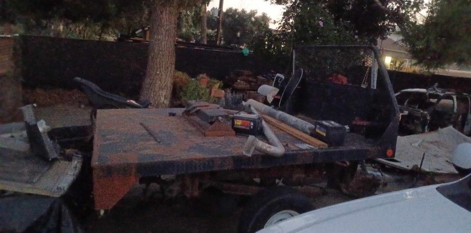 Flat Bed