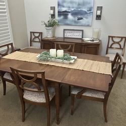 Drexel dining room table and buffet