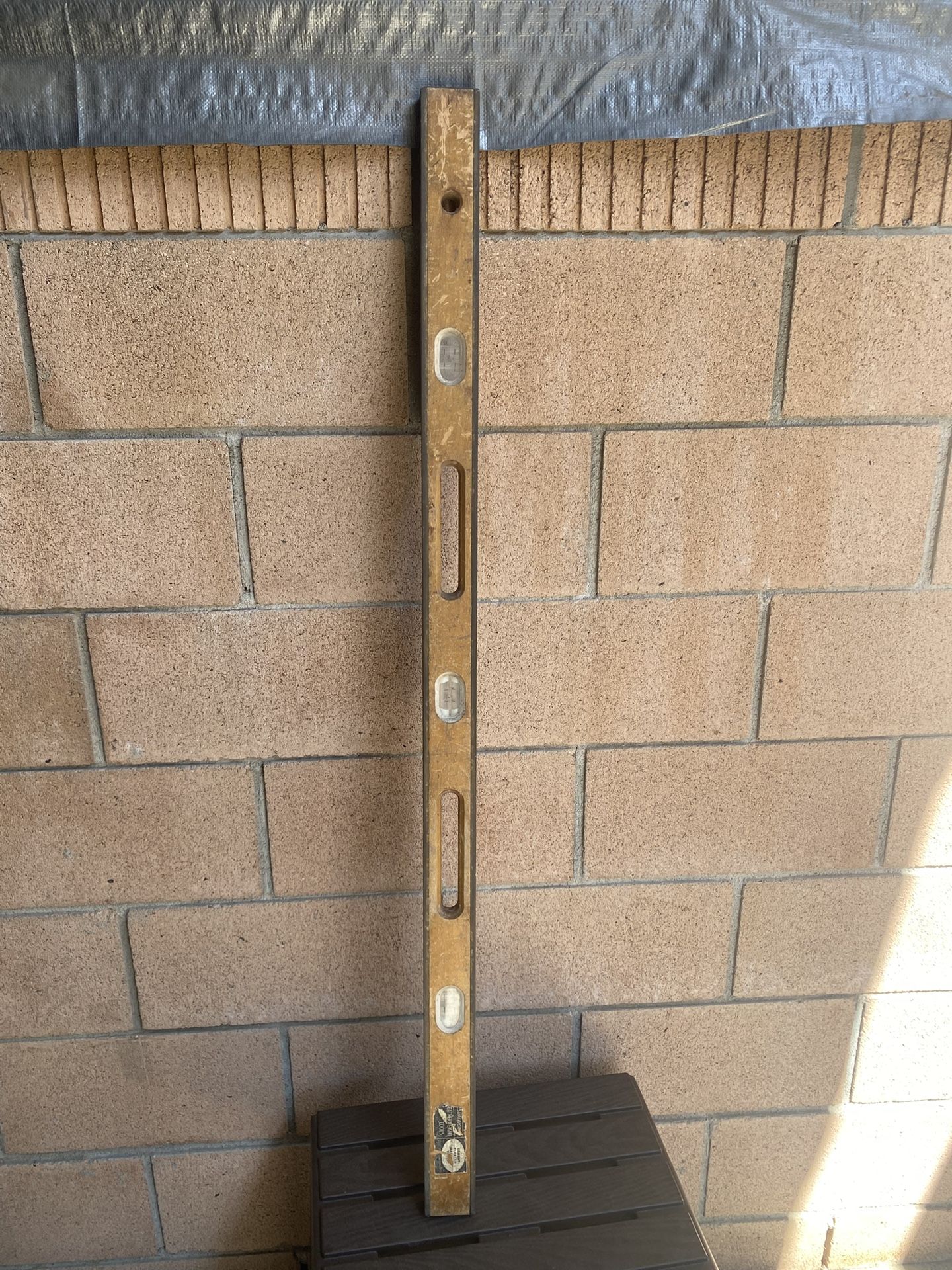 4 Foot Wooden Level
