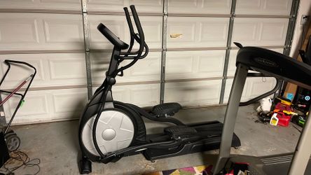 FREE - Sole e95 elliptical machine - older model