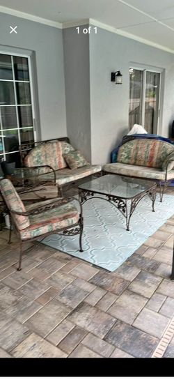 Woodard metal patio furniture