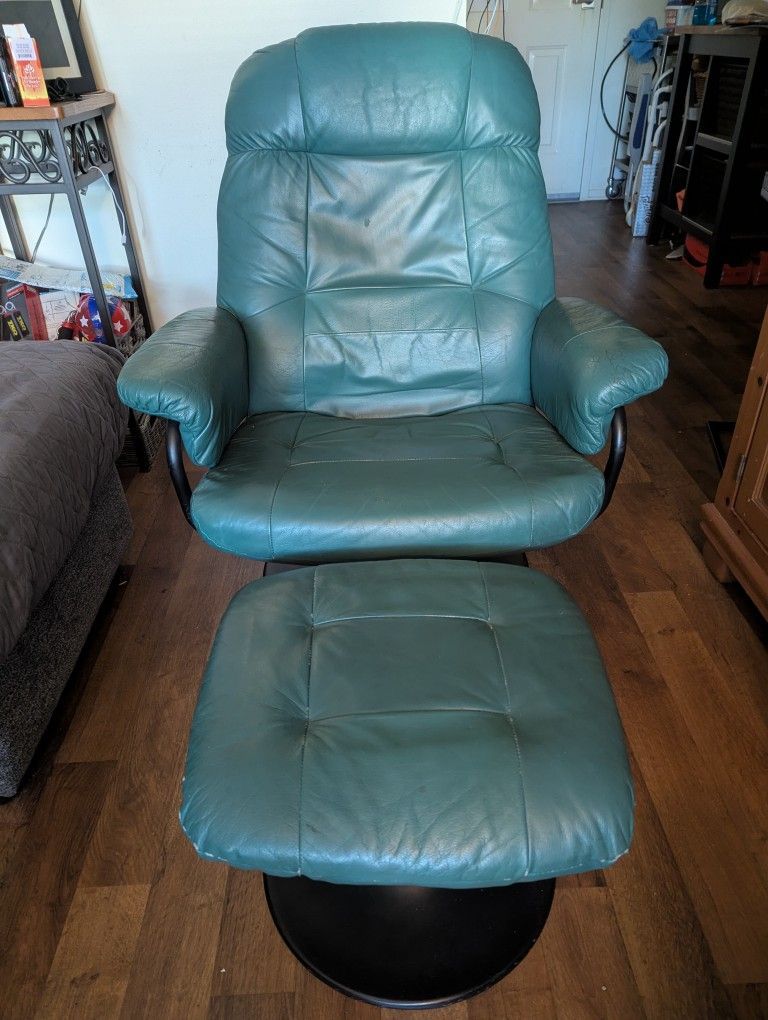 Comfy Leather Recliner with Ottoman
