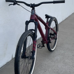 Commencal Absolut Dirt Jumper