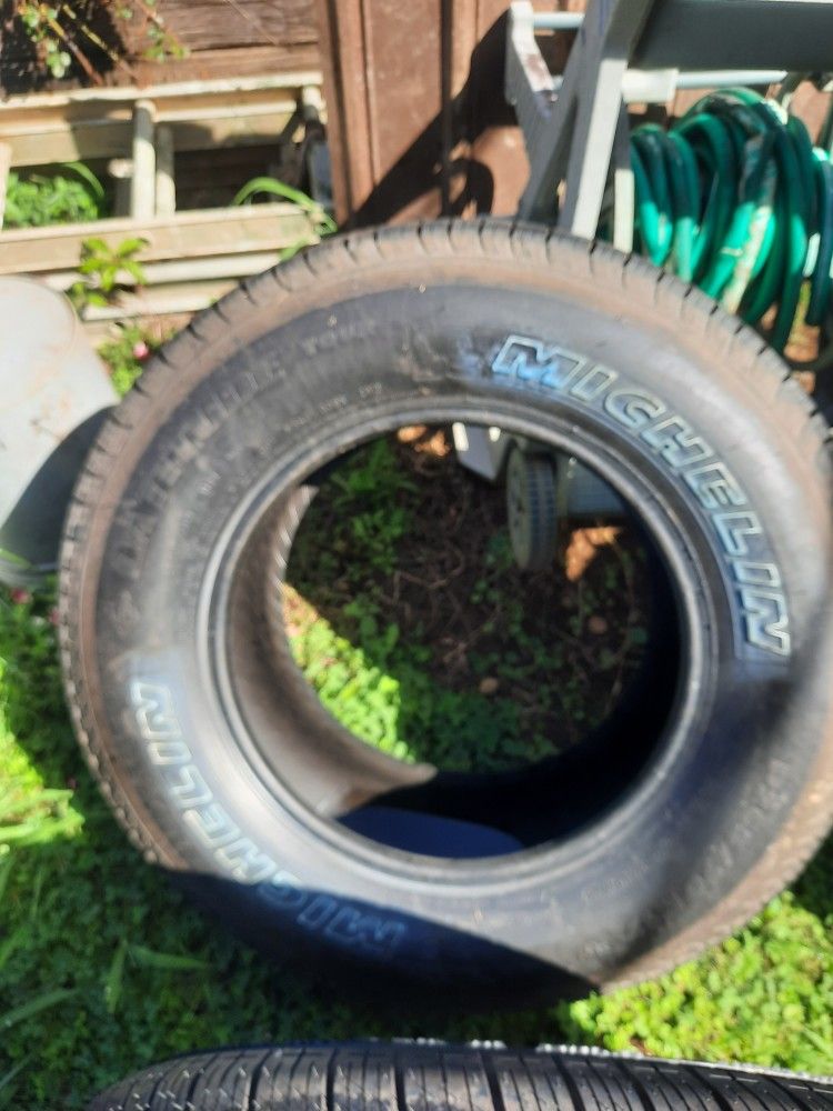 Michelin Latitude Tour 265/70r17