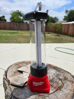Milwaukee M18 lantern / trouble light
