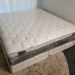 King Size Pillow Top Sleep To Live Series 600/ Delivery Available 