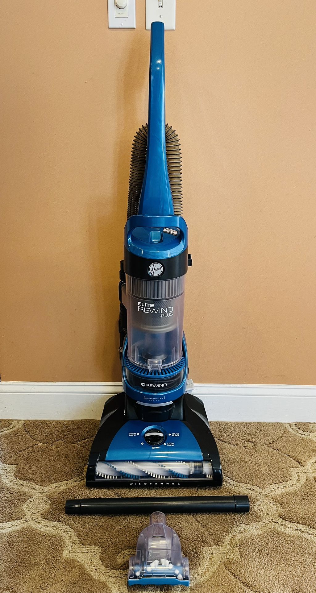 Hoover WindTunnel Elite Rewind Plus Vacuum Cleaner