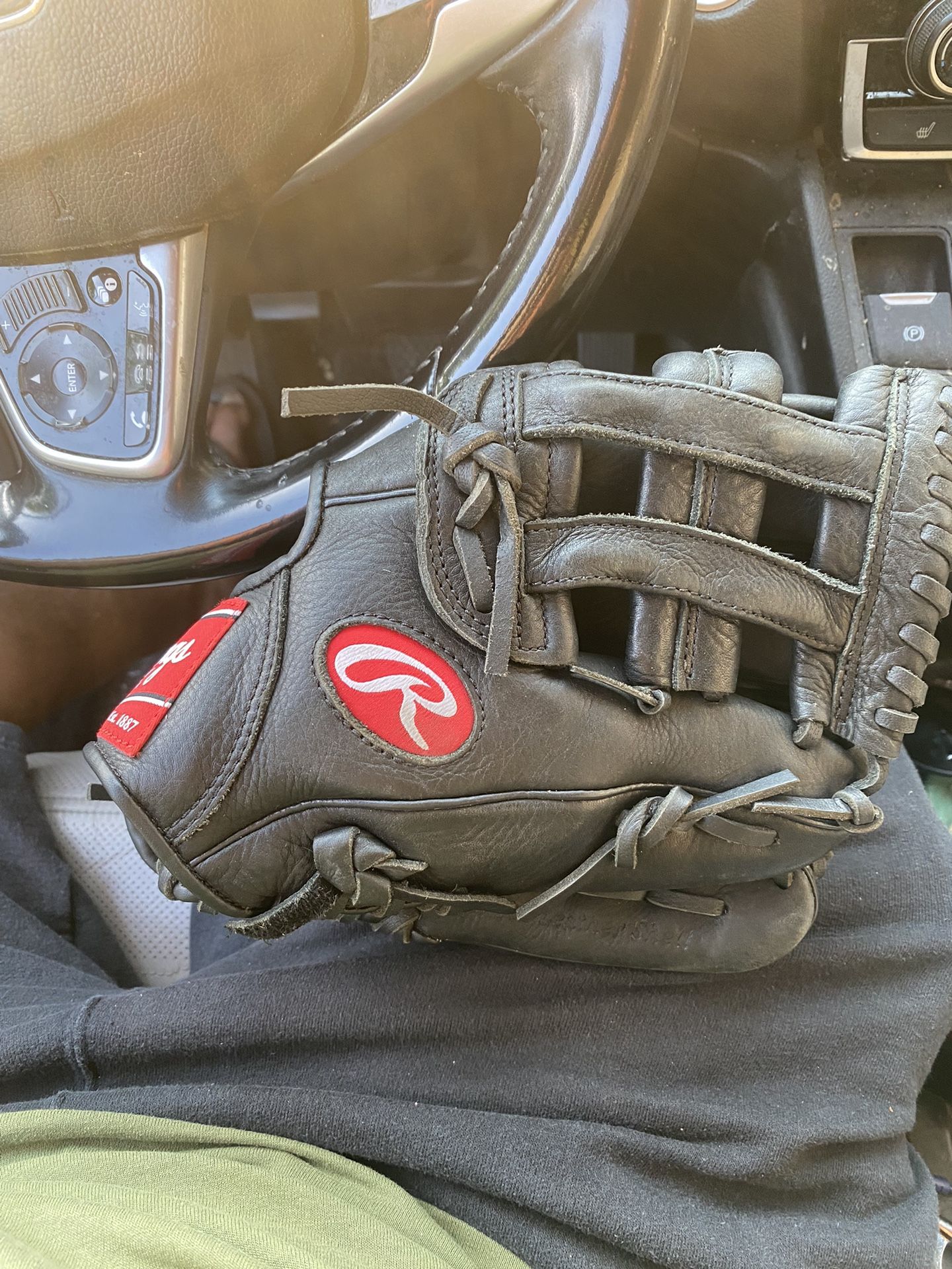 Rawlings Pro Select 11 1/4 Inch Baseball Glove Really Nice