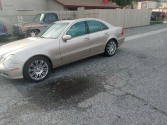 2004 Mercedes-Benz E-Class