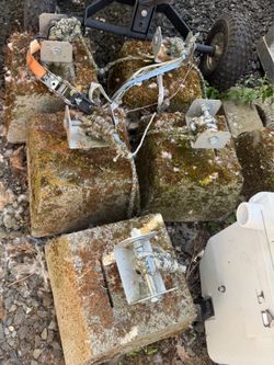 concrete mooring/anchor blocks (5)