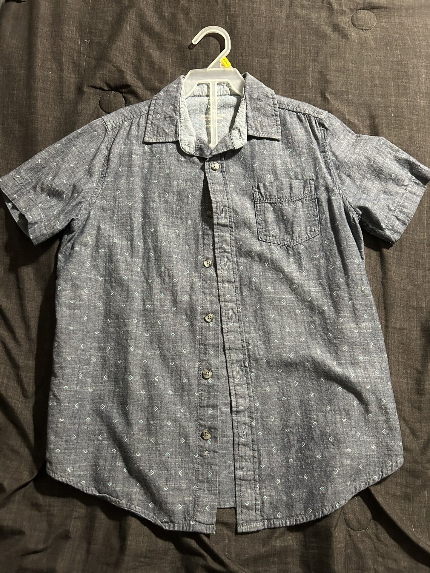 Size Lg 10/12 Boys Shirts