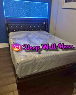 New queen bed
