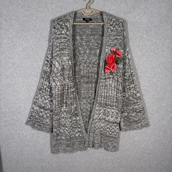 Crochet Cardigan Duster Sweater 2X Gray Open Knit Rose Applique Cottage Grandma