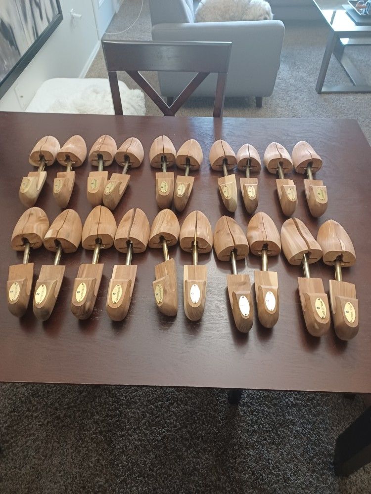 Nordstrom Shoe Trees (20 Pair).