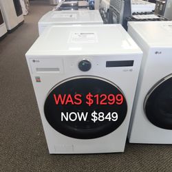 5.0 Cu. Ft. Stackable Smart Front Load Washer In White Wi Ai Digital 
