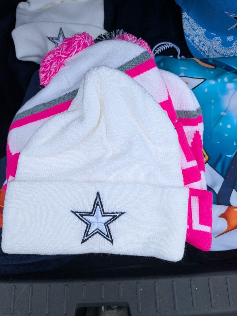 DALLAS COWBOYS WINTER HAT (WHITE)