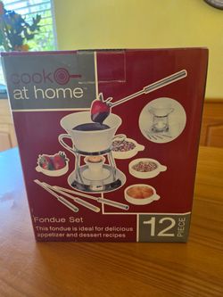 Fondue set ( brand-new)