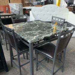 5pc Dining Table NEW $300